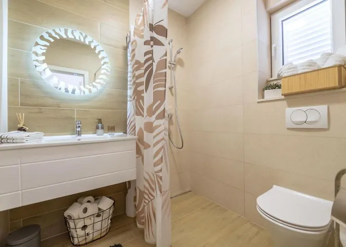 M6 * Макарська