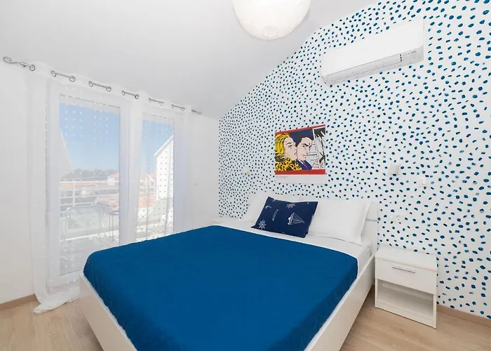 M6 * Макарська